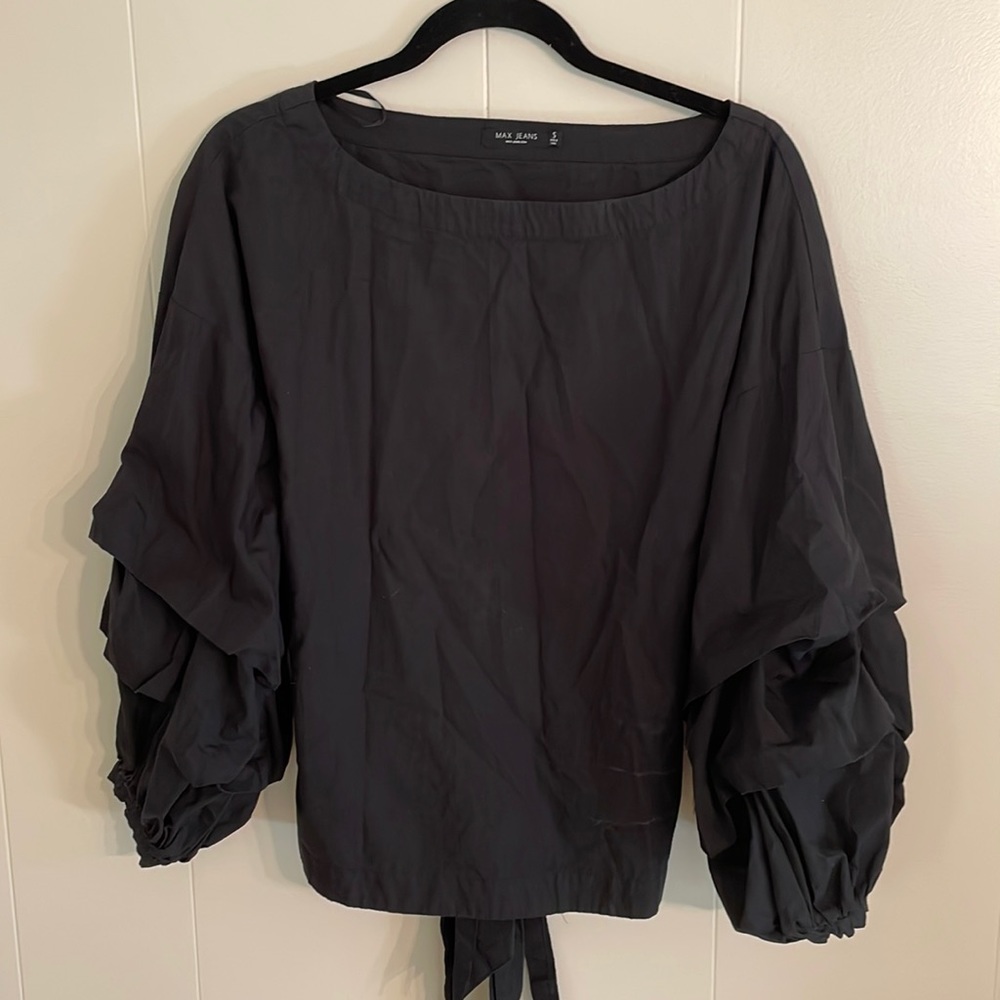 Dress blouse. Black with fluffy sleeves.